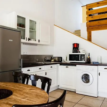 Domaine De Cazaban Apartment
